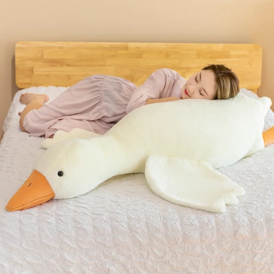 Luna - The Swan Plushy