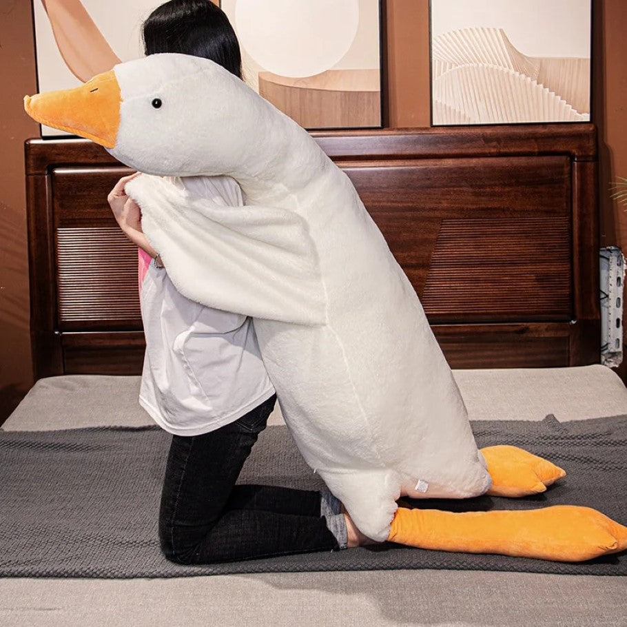 Luna - The Swan Plushy